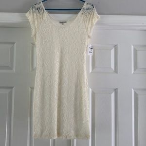 Large brand new Ivory lace dress